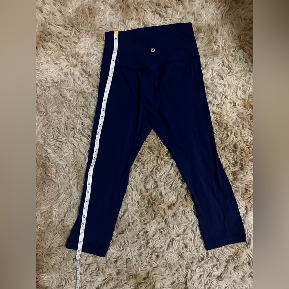Lululemon Navy blue align capris. Nearly new.